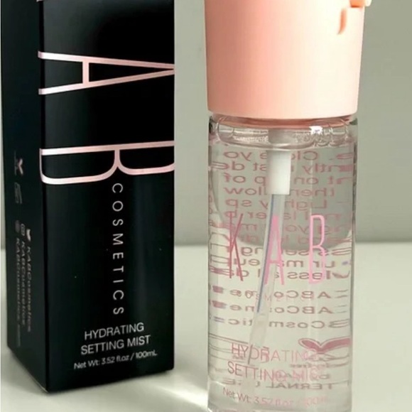 Brand new in box setting spray - Picture 3 of 3